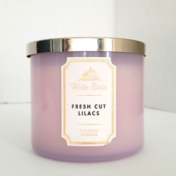 White Barn Accents White Barn Fresh Cut Lilacs Scented Candle New